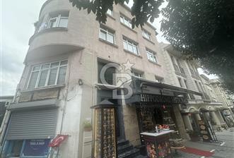 Sultanahmet Küçük Ayasofya Caddesinde 3+1 Satılık D - 2 - 328197
