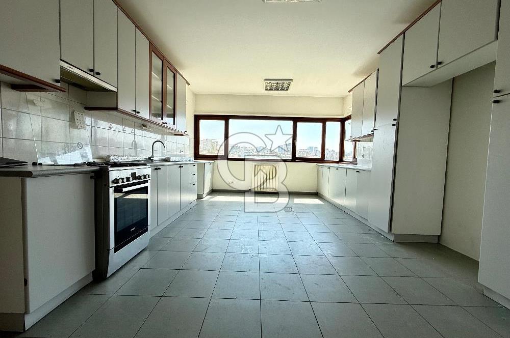 Çankaya'da Portakal Çiçeği Parkı Manzaralı Kiralık 5+1 Daire