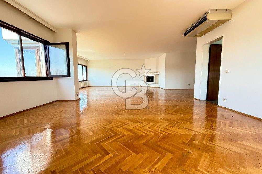 Çankaya'da Portakal Çiçeği Parkı Manzaralı Kiralık 5+1 Daire