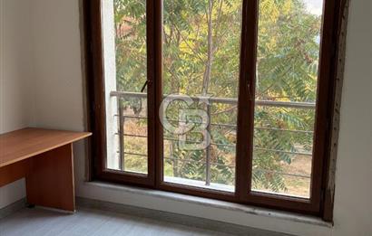 Üsküdar da Boğaz Manzaralı 3 Ayrı Tapulu Satılık Komple Bina 