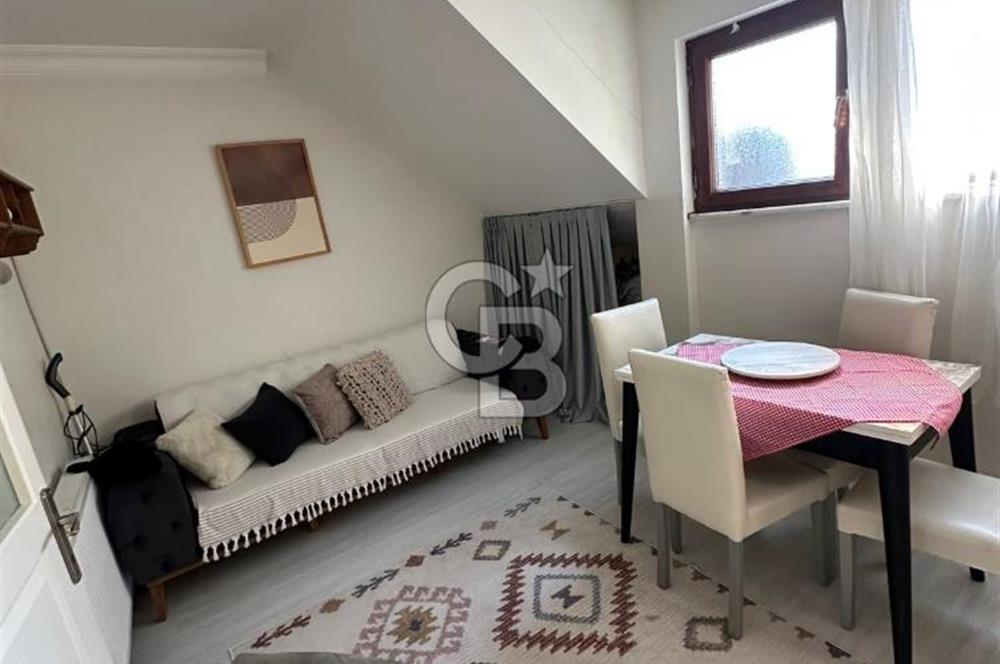 Üsküdar da Boğaz Manzaralı 3 Ayrı Tapulu Satılık Komple Bina 