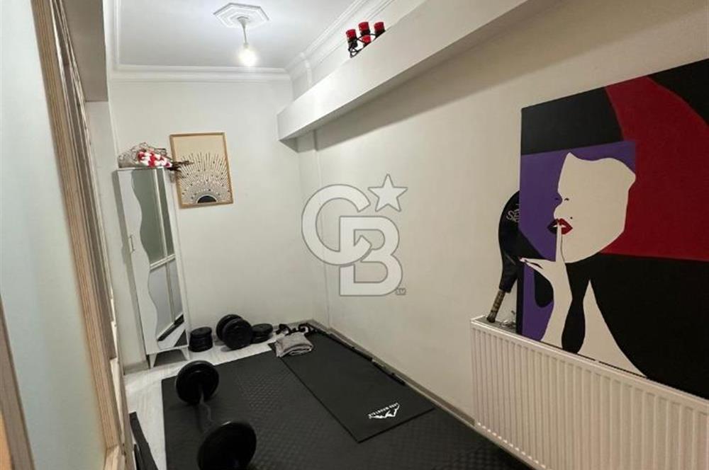 Üsküdar da Boğaz Manzaralı 3 Ayrı Tapulu Satılık Komple Bina 