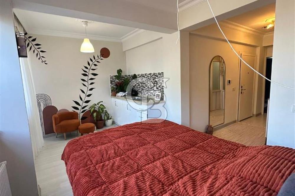 Üsküdar da Boğaz Manzaralı 3 Ayrı Tapulu Satılık Komple Bina 