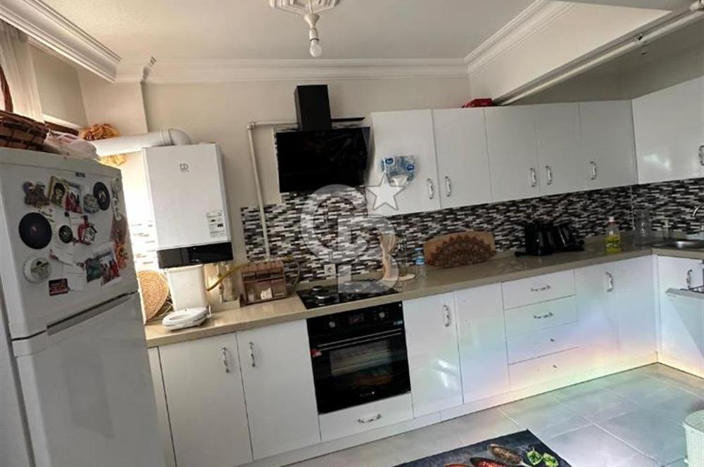 Üsküdar da Boğaz Manzaralı 3 Ayrı Tapulu Satılık Komple Bina 