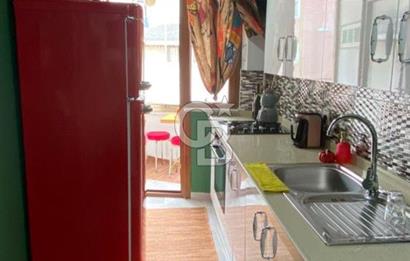 Üsküdar da Boğaz Manzaralı 3 Ayrı Tapulu Satılık Komple Bina 