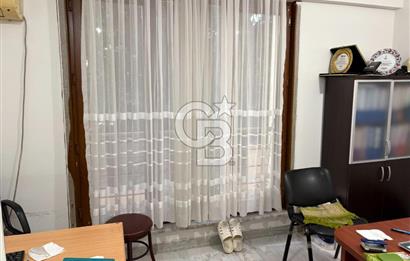 Üsküdar da Boğaz Manzaralı Kat Mülkiyetli Komple Satılık Bina