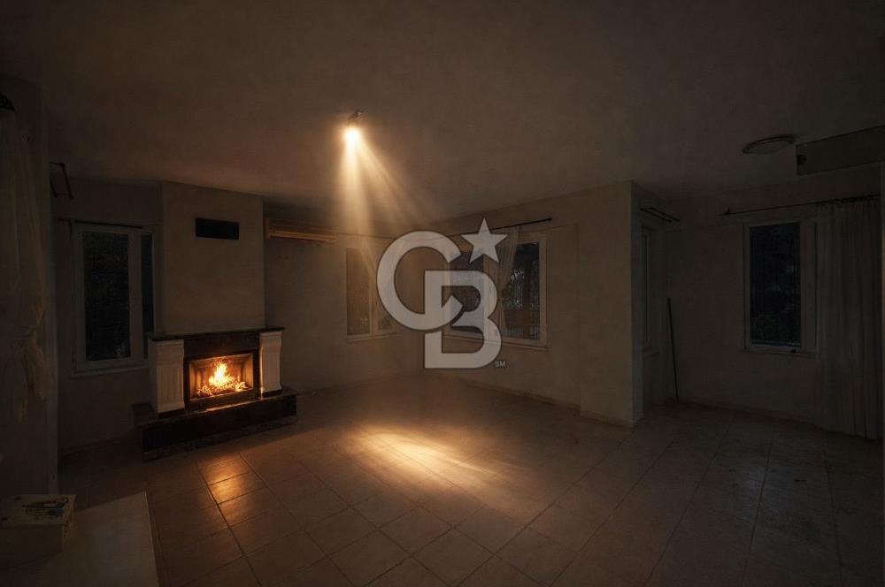 Cunda Yeni Yolda Satılık 3+1 Villa