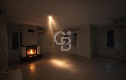 Cunda Yeni Yolda Satılık 3+1 Villa