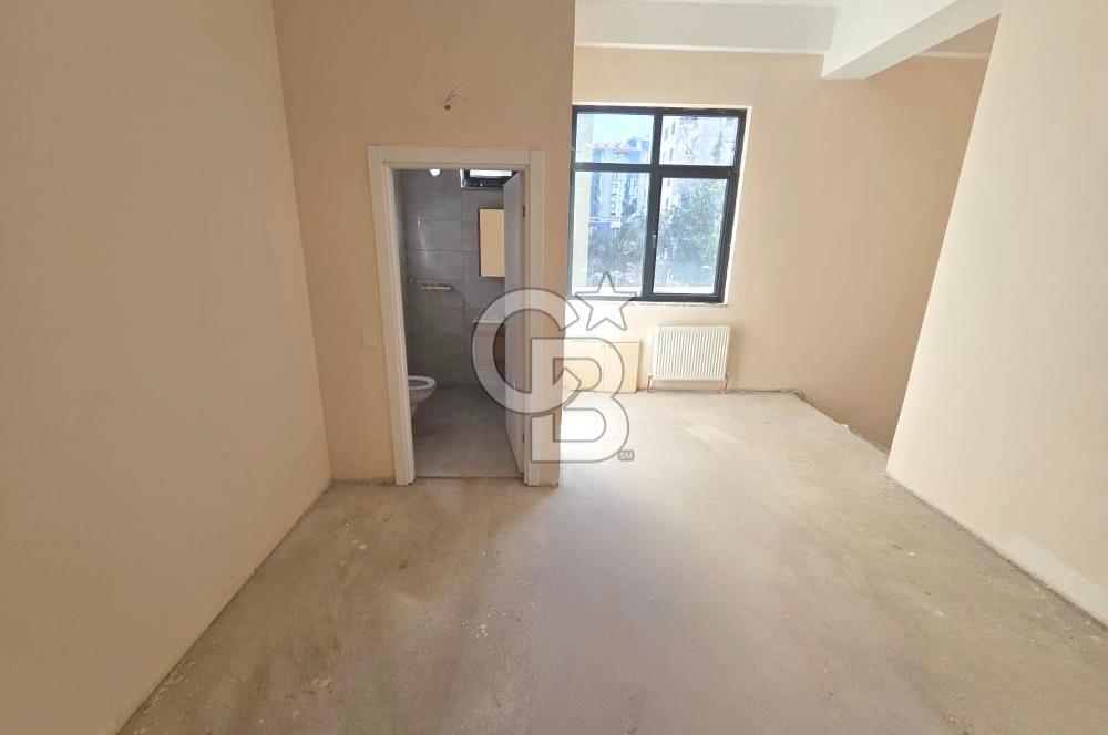 Sahrayıcedit E5te Sıfır Binada Kiralık İşyeri ve Deposu Net340m2