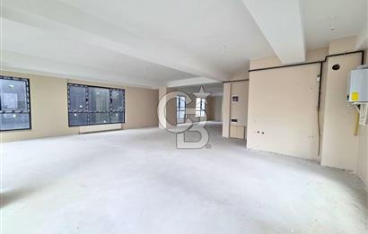Sahrayıcedit E5 Lokasyonunda Yeni Yapı Kiralık Ofis Katı 185m2