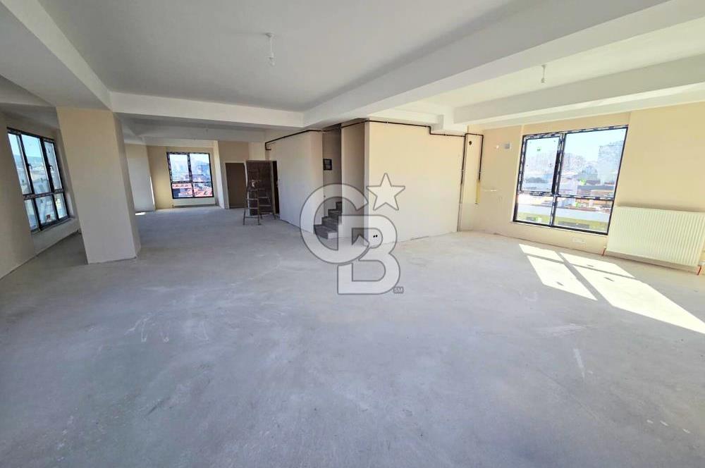 Sahrayıcedit E5'te Sıfır Binada Satılık Ofis Katları 475m2