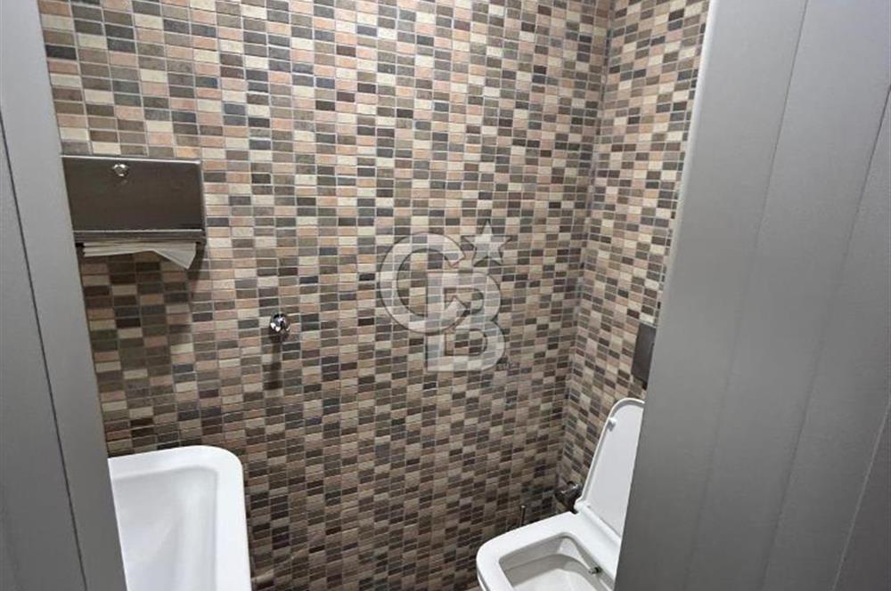 NİŞANTAŞINDA MANZARALI ŞIK DEKORASYONLU OFİS KATI