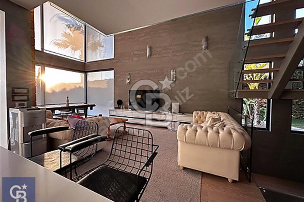 ÇEŞME DALYAN 4+2 TRİPLEKS HAVUZLU ULTRA LÜKS SATILIK VİLLA