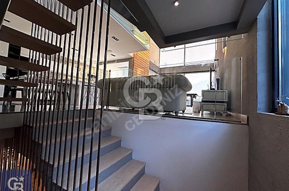 ÇEŞME DALYAN 4+2 TRİPLEKS HAVUZLU ULTRA LÜKS SATILIK VİLLA