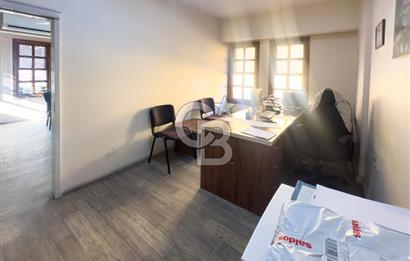 Milas Merkez'de Köşe Konumlu Satılık Ticari Bina 