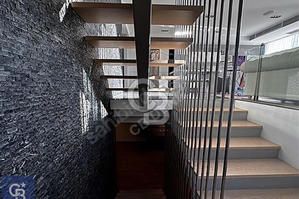 ÇEŞME DALYAN 4+2 TRİPLEKS HAVUZLU ULTRA LÜKS SATILIK VİLLA