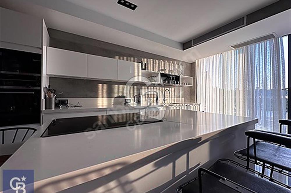 ÇEŞME DALYAN 4+2 TRİPLEKS HAVUZLU ULTRA LÜKS SATILIK VİLLA