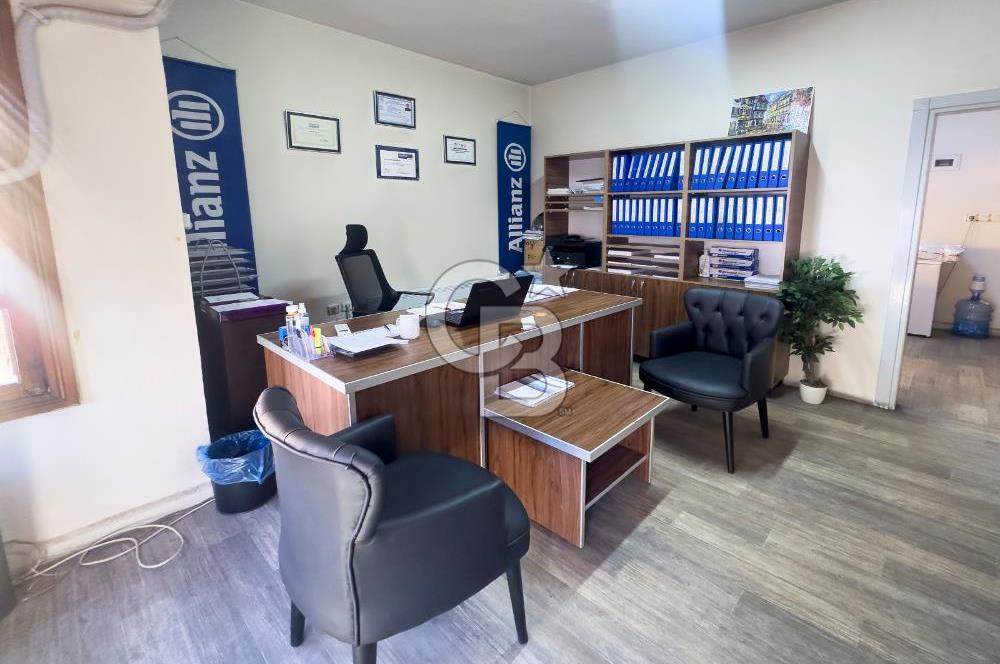 Milas Merkez'de Köşe Konumlu Satılık Ticari Bina 