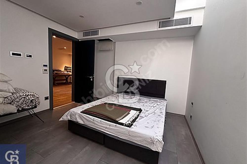 ÇEŞME DALYAN 4+2 TRİPLEKS HAVUZLU ULTRA LÜKS SATILIK VİLLA