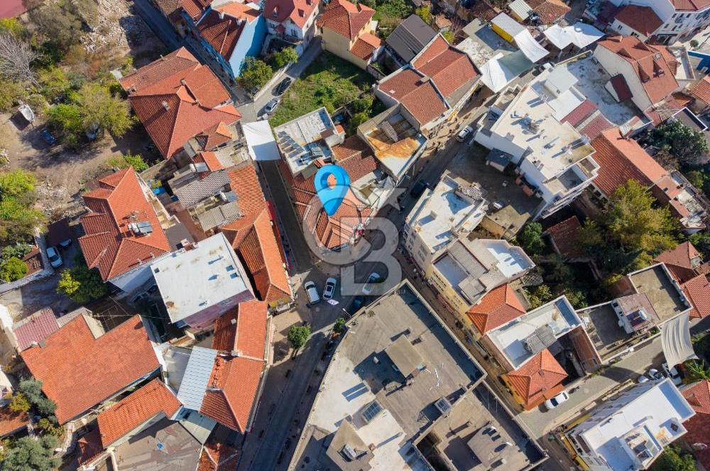 Milas Merkez'de Köşe Konumlu Satılık Ticari Bina 