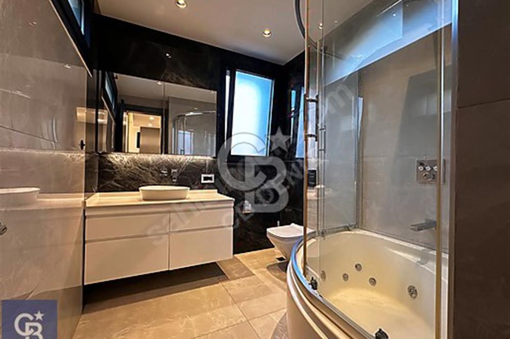 ÇEŞME DALYAN 4+2 TRİPLEKS HAVUZLU ULTRA LÜKS SATILIK VİLLA