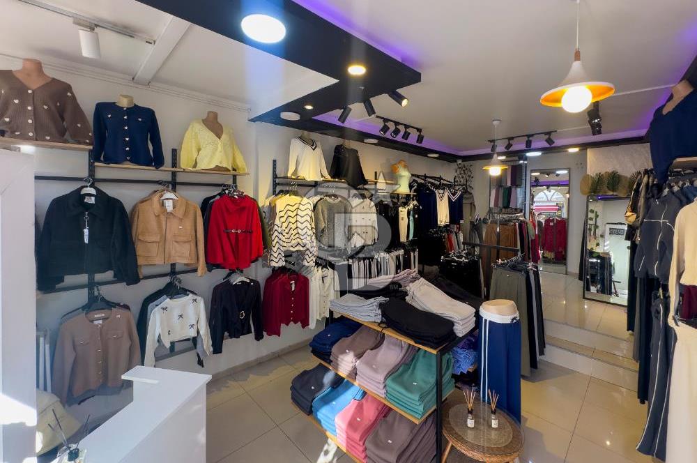 Milas Merkez'de Köşe Konumlu Satılık Ticari Bina 