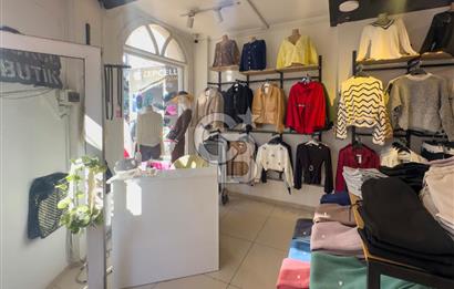 Milas Merkez'de Köşe Konumlu Satılık Ticari Bina 