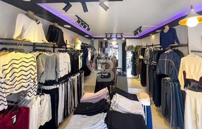 Milas Merkez'de Köşe Konumlu Satılık Ticari Bina 