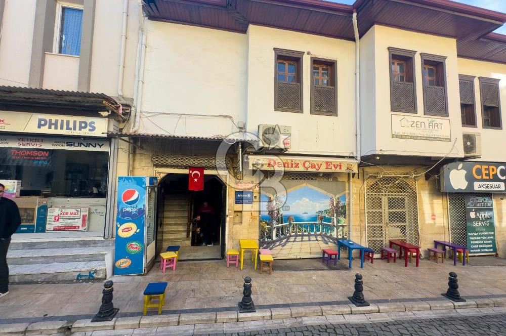 Milas Merkez'de Köşe Konumlu Satılık Ticari Bina 