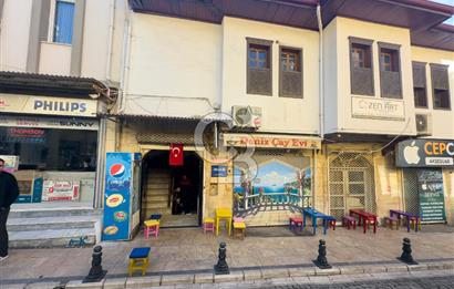 Milas Merkez'de Köşe Konumlu Satılık Ticari Bina 