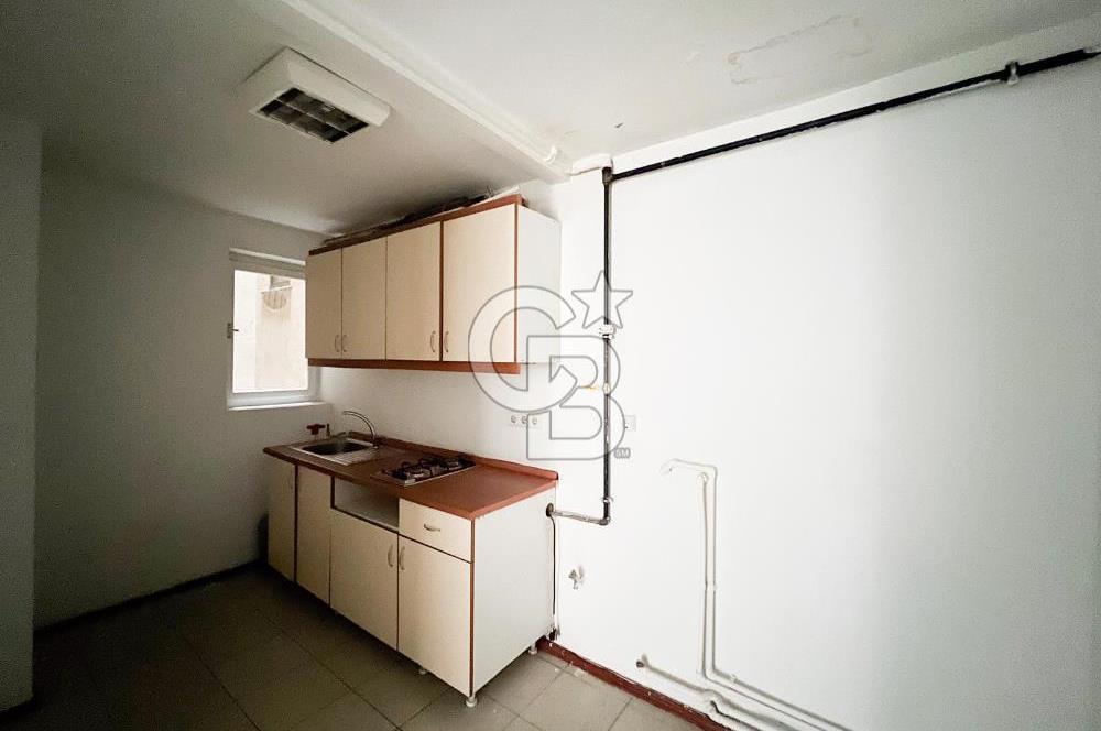 KAVAKLIDERE PARİS CADDESİ KİRALIK KAPALI OTOPARKLI OFİS