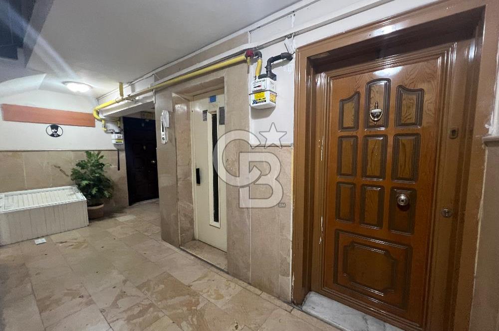 Bahriye Üçok Bulvarı ‘nda Tadilatlı Satılık 1+0 Daire