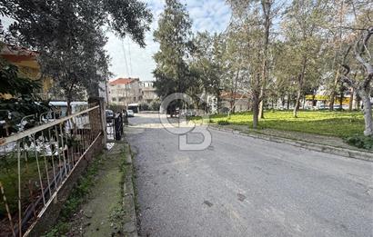 Bornova’da  Satılık Hem Oturuma Hem Yatırıma Uygun Bahçeli Tek Katlı Müstakil Ev