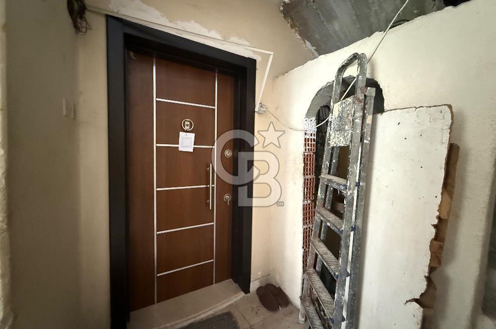 Bornova’da  Satılık Hem Oturuma Hem Yatırıma Uygun Bahçeli Tek Katlı Müstakil Ev