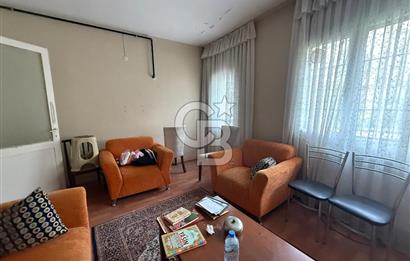 Bornova’da  Satılık Hem Oturuma Hem Yatırıma Uygun Bahçeli Tek Katlı Müstakil Ev