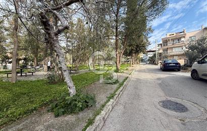 Bornova’da  Satılık Hem Oturuma Hem Yatırıma Uygun Bahçeli Tek Katlı Müstakil Ev