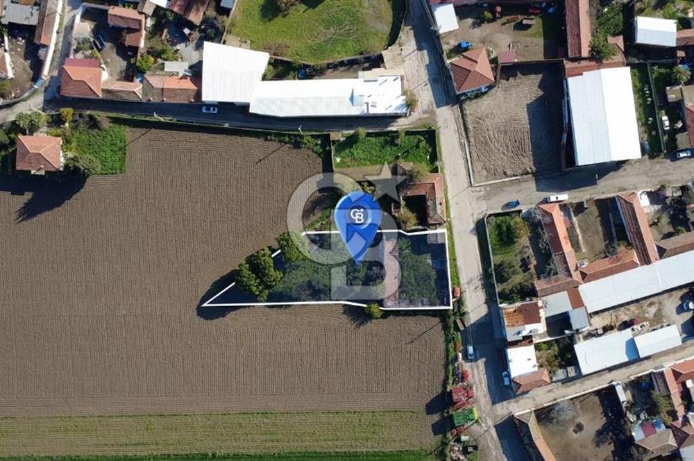 BERGAMA AĞAĞIKIRIKLAR'DA KÖY İÇİ (1332 m²) SATILIK ARSA