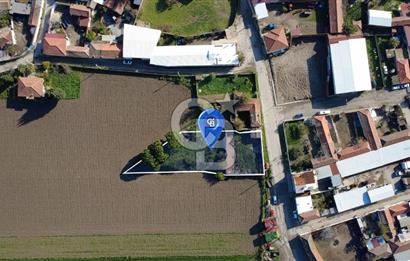 BERGAMA AĞAĞIKIRIKLAR'DA KÖY İÇİ (1332 m²) SATILIK ARSA