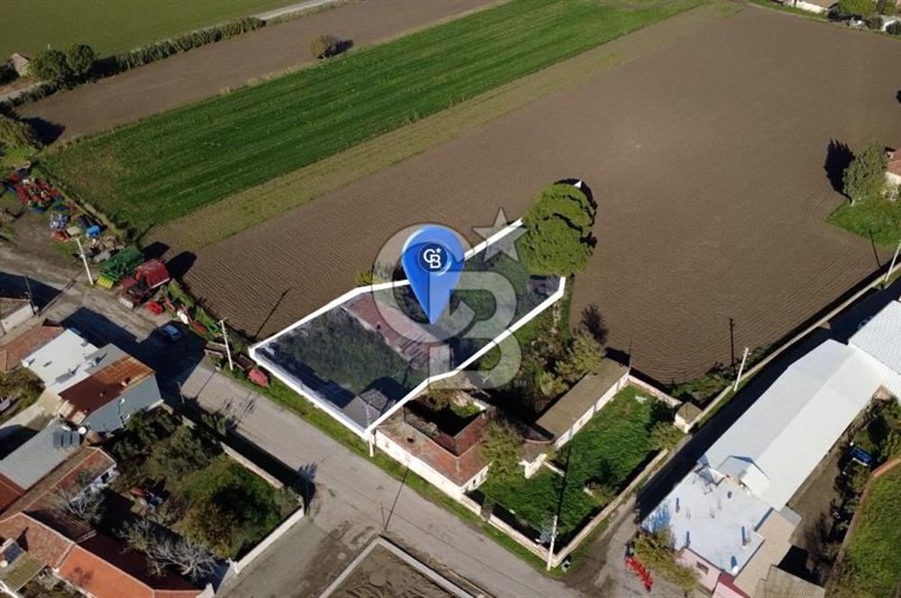 BERGAMA AĞAĞIKIRIKLAR'DA KÖY İÇİ (1332 m²) SATILIK ARSA