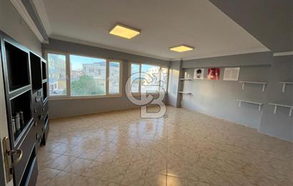 İstiklal Caddesinde Geniş Kullanımlı Ofis&Büro