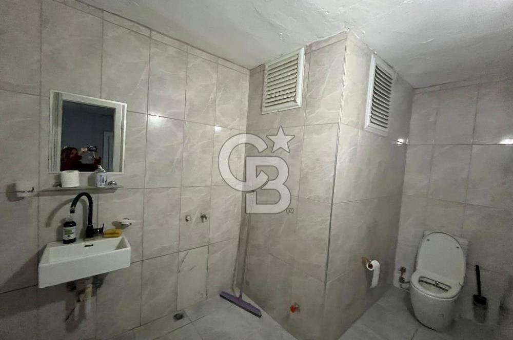 İstiklal Caddesinde Geniş Kullanımlı Ofis&Büro