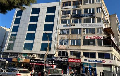 İstiklal Caddesinde Geniş Kullanımlı Ofis&Büro