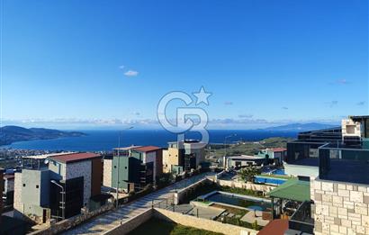 Foça Kozbeyli'de Kesintisiz Deniz Manzaralı Satılık Havuzlu Müstakil 4+1 Villa