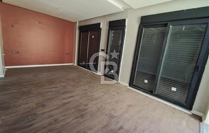 Foça Kozbeyli'de Kesintisiz Deniz Manzaralı Satılık Havuzlu Müstakil 4+1 Villa