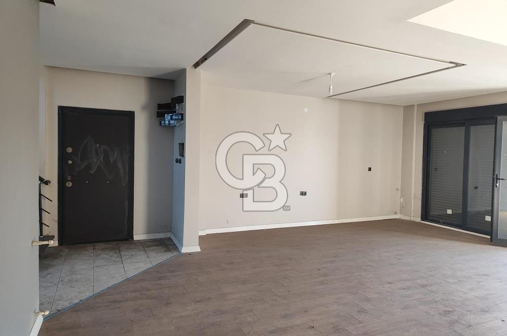 Foça Kozbeyli'de Kesintisiz Deniz Manzaralı Satılık Havuzlu Müstakil 4+1 Villa