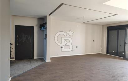 Foça Kozbeyli'de Kesintisiz Deniz Manzaralı Satılık Havuzlu Müstakil 4+1 Villa