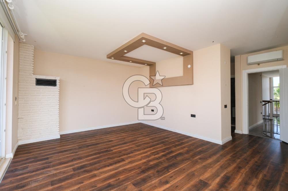 NEBİLERDE SİTE İÇERİSİNDE MÜSTAKİL 5+1 SATILIK VİLLA