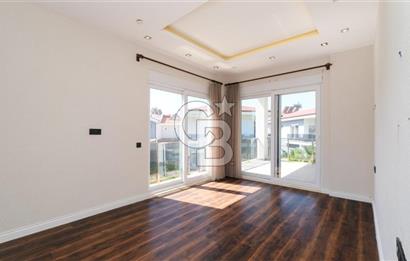 NEBİLERDE SİTE İÇERİSİNDE MÜSTAKİL 5+1 SATILIK VİLLA