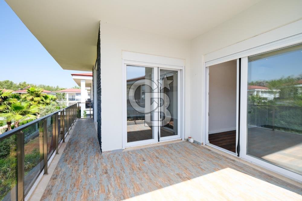 NEBİLERDE SİTE İÇERİSİNDE MÜSTAKİL 5+1 SATILIK VİLLA