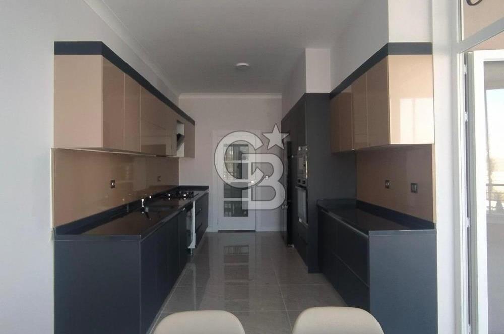 SİTE İÇİNDE 50 M2 MÜSTAKİL BAHÇELİ, 185 M2, 4+1 SATILIK DAİRE